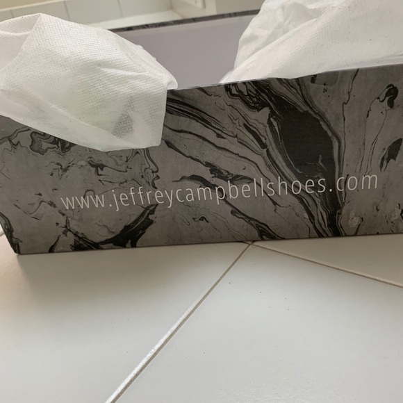 Jeffery Campbell Suede Open toe Shoes. Size 7. - Picture 6 of 6